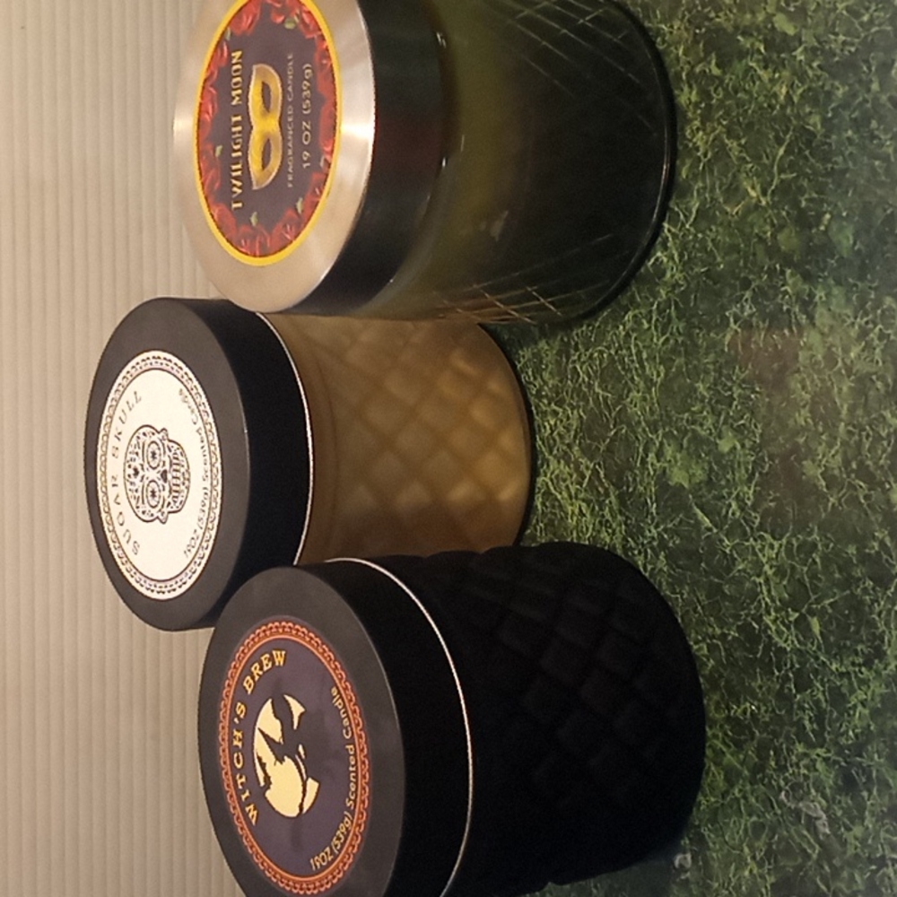 Maker's Halloween Candle 2 Wick Lot NEW